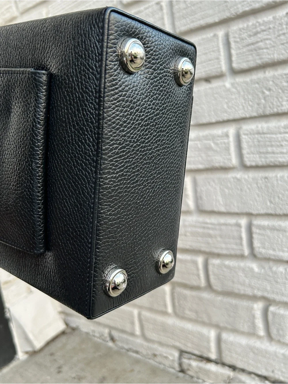 ROYCE New York Leather Connoisseur Wine Carrier Black Color